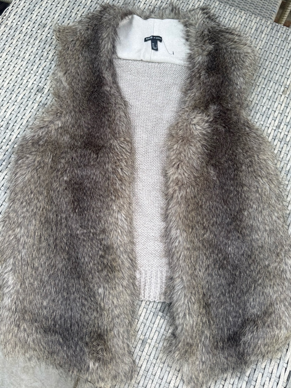 Fur Sleeveless Cardigan
